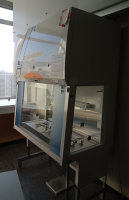 Skan Fume cupboard Workstation BioWizard Golden GL-130...